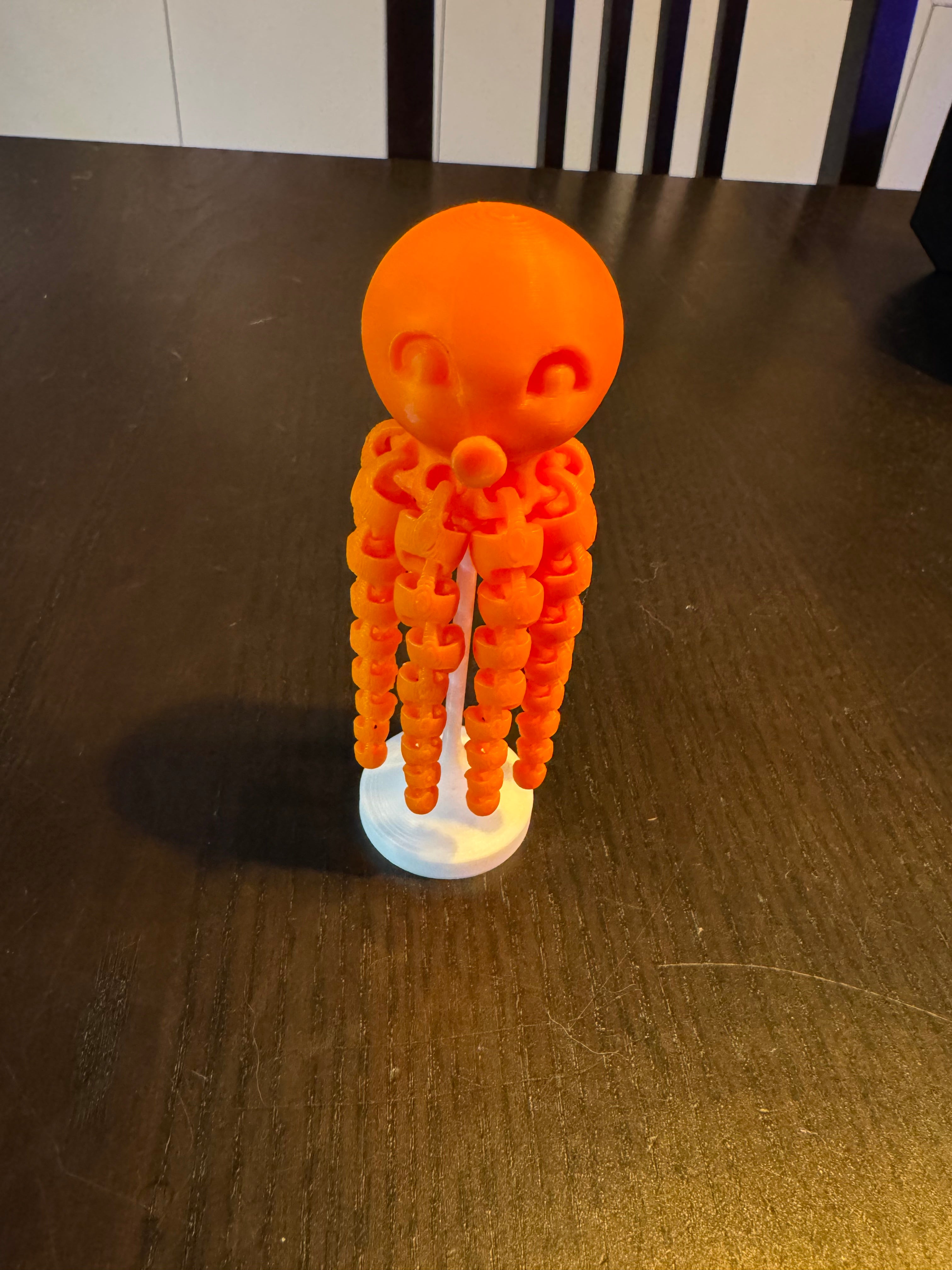 Fidget sprutte med stander